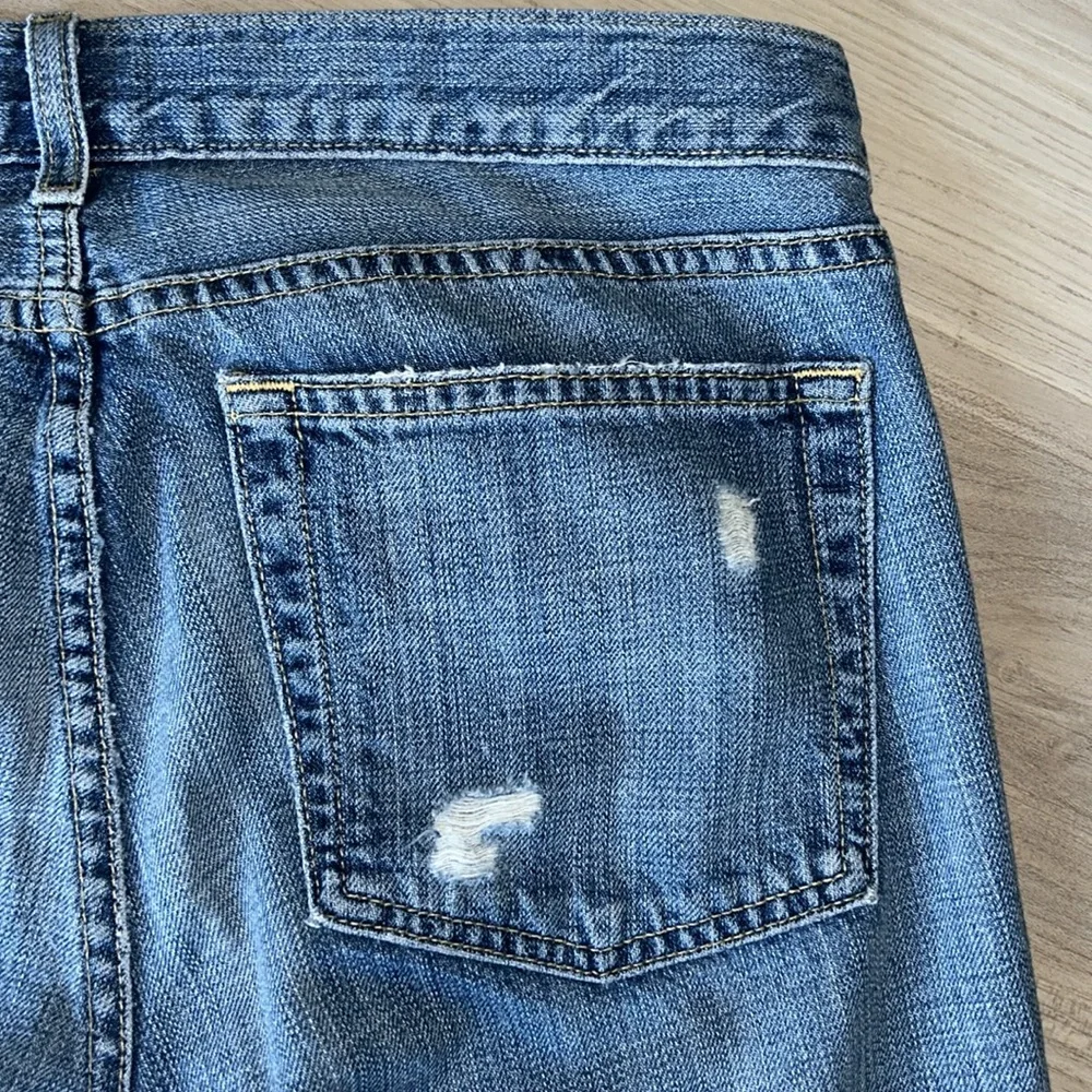 J Crew Vintage Matchstick Straight Leg Blue Jeans 31S Distressed Women’s Denim